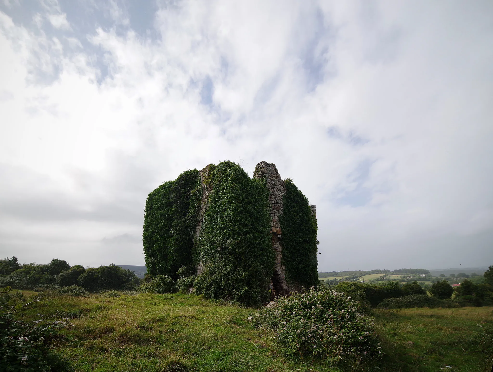 Le Puck's Castle - Rob Hurson - cc