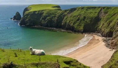 Malin Beg 2 Malin Beg - © Travelvolo