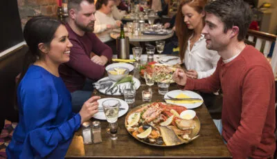 Les plateaux de fruits de mer en Irlande 1 Partagez un plateau de fruits de mer en Irlande ! © Tourism Ireland