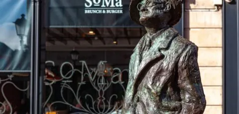 james joyce statue 1