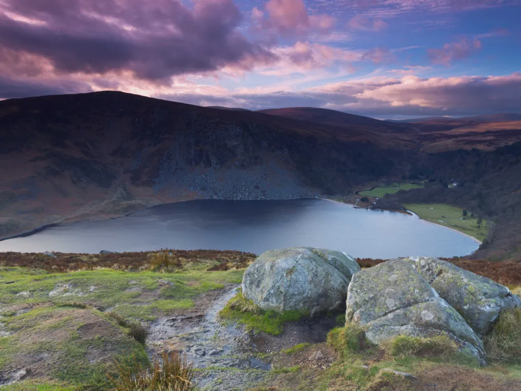 Le Sally Gap et le lac du Lough Tay - John Smyth - cc
