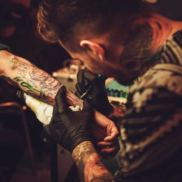 Un tatoueur en Irlande - Nejron
