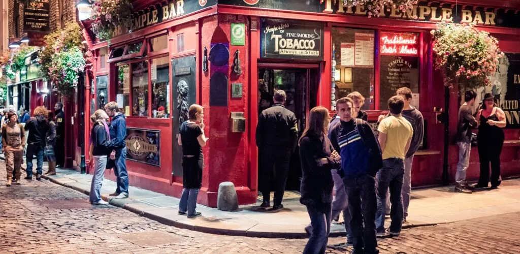Top 20 des choses à faire à Dublin 19 Temple Bar à Dublin - daspunkt