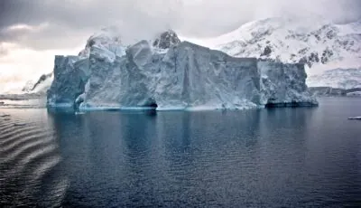 le nord-irlandais Kit Adams va vivre 4 mois en Antarctique - Photo by Jay Ruzesky on Unsplash