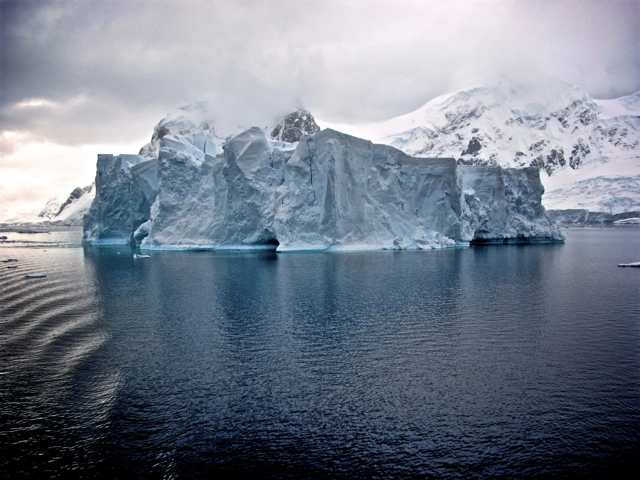 le nord-irlandais Kit Adams va vivre 4 mois en Antarctique - Photo by Jay Ruzesky on Unsplash