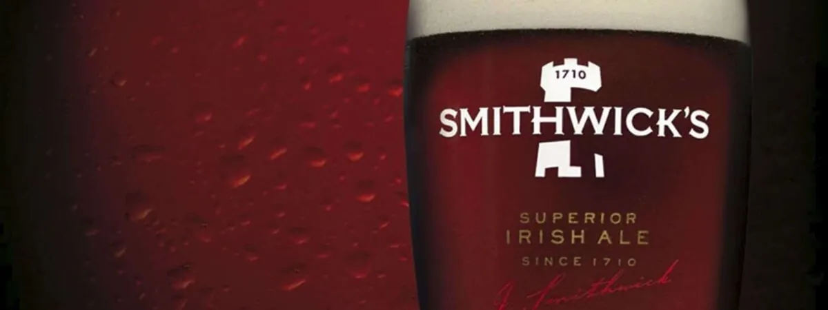 Irlande : Smithwick&rsquo;s offre une pinte gratuite de sa bière… si vous venez la commander en chaussettes rouges !