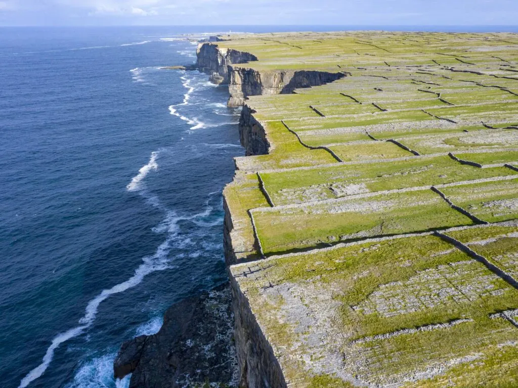Les Falaises d'Inishmore (Cliffs of Aran) - © Failte Ireland/Tourism Ireland