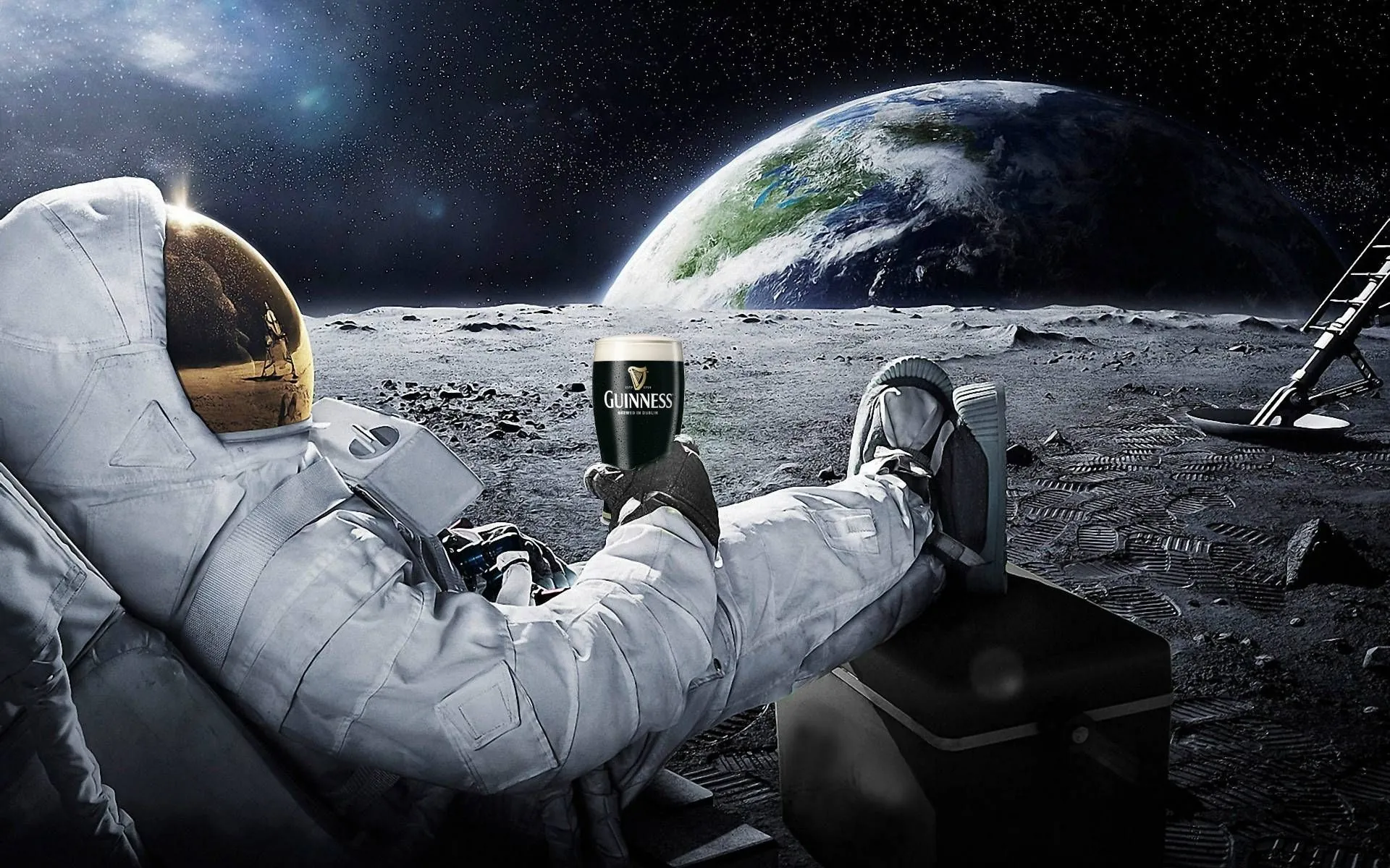 Un astronaute buvant une Guinness dans l'espace