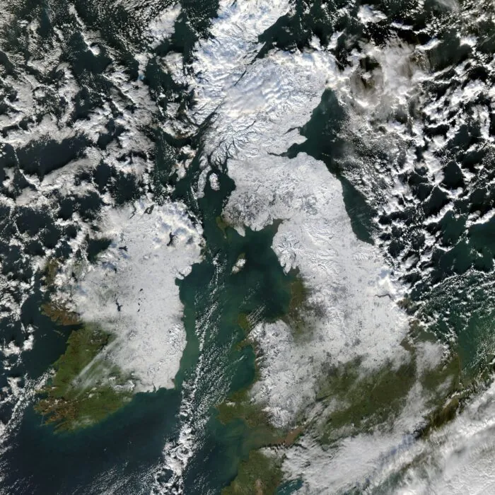 Image satellite de l'Irlande sous la neige