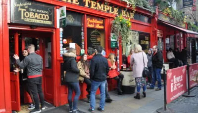 Temple Bar à Dublin - Claudia Schillinger - cc