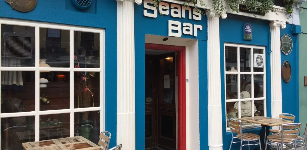 5 faits surprenants sur les irish pubs en Irlande 1 Le Sean's Bar - Plus vieil irish pub d'Irlande