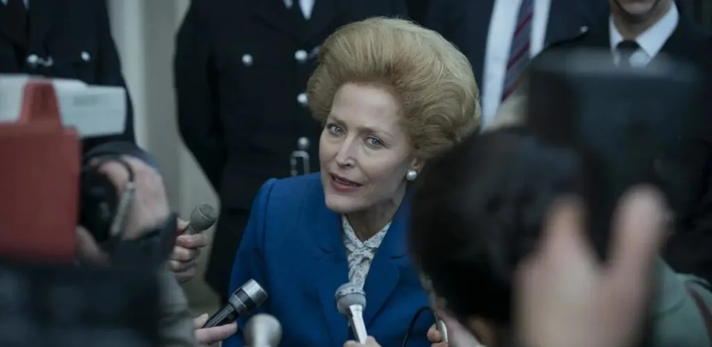 "The Crown" saison 4 : la série survole à peine la question de l'Irlande du Nord 1 Margaret Thatcher dans The Crown