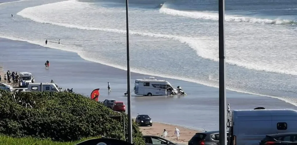 Irlande : quand un camping-car se fait prendre par la marée…