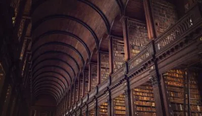 La Vieille bibliothèque de Trinity College à Dublin - © ESchweitzer