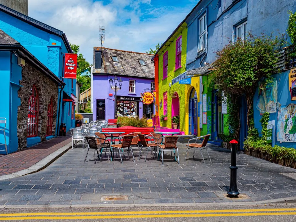Le village coloré de Kinsale - © Geoffrey B. Johnson_Media