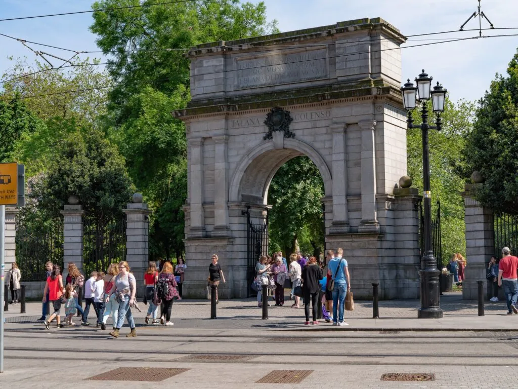 st stephens green fusiliers arch