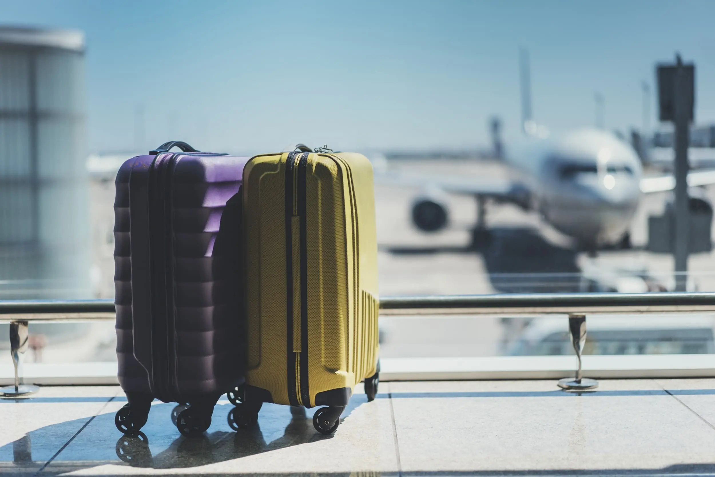 Des bagages à l'aéroport - © ImYanis