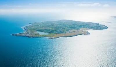 Inisheer dans l'archipel des îles d'Aran - © Gabriela Insuratelu