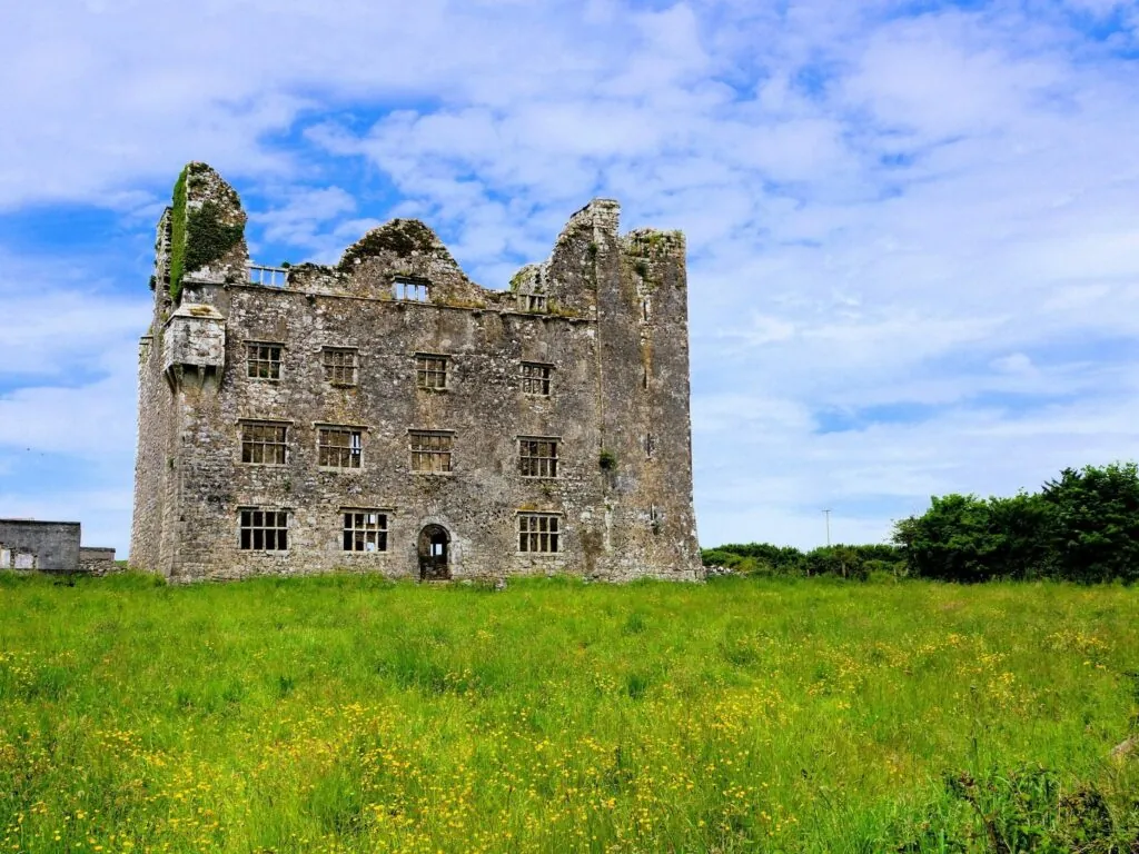 Le Leamaneh Castle - © Jenifoto