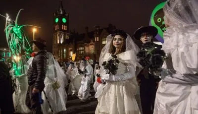 Défilé du Derry Halloween - https://derryhalloween.com/
