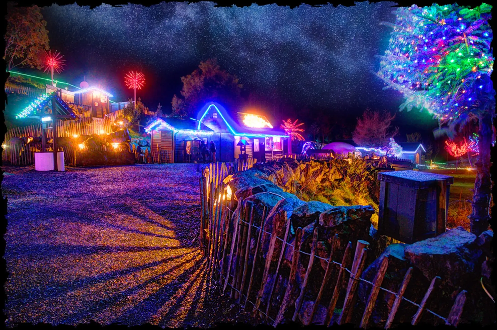 Le Santa's cottage - http://santascottage.co.uk