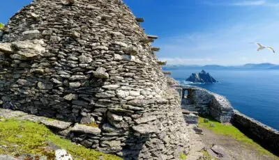 St Fionan’s Monastery 2 St Fionan’s Monastery, Skellig Michael - © MNStudio