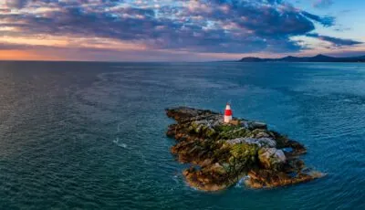 Le Muglins lighthouse - © Peter Krocka