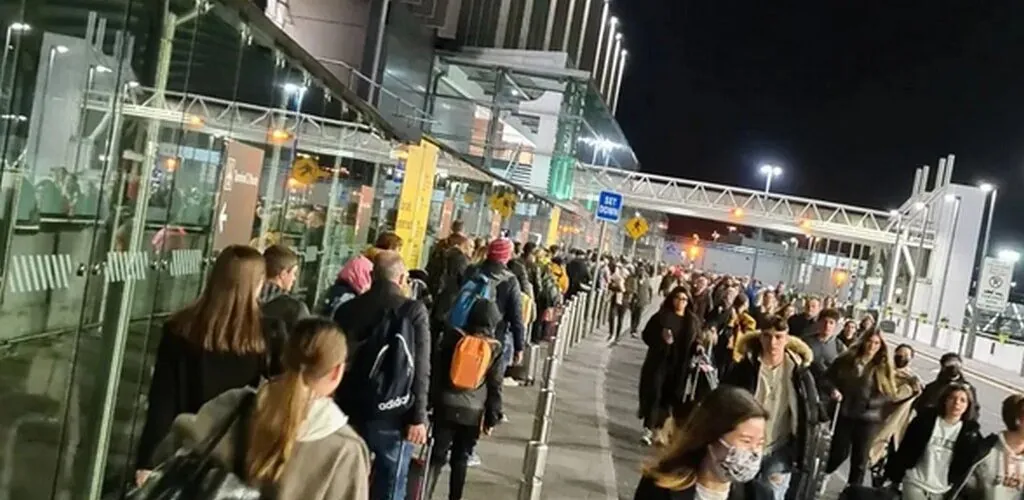 Chaos à l&rsquo;aéroport de Dublin :  près de 1000 passagers ont ratés leur vol ce week-end !