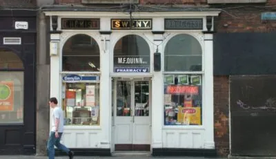 Ulysse de James Joyce 2 La Sweny’s Pharmacy - Clemensfranz - cc