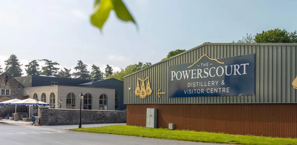 Où trouver les lieux de tournages du film Irish Wish ? 3 La Powerscourt Distillery - ©Powerscourt Distillery and Visitor Centre
