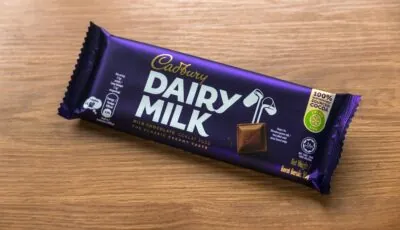 Une tablette de Dairy Milk de Cadbury - MohamadFaizal