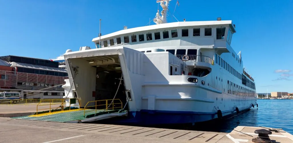 Ferry Irlande–Grande-Bretagne : le passeport devient obligatoire à partir du 28 septembre