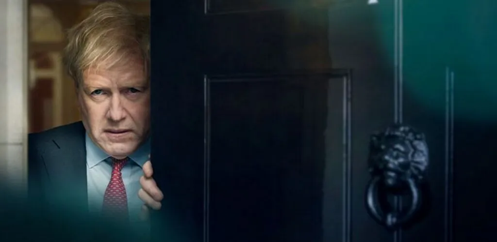 Cinéma : découvrez les premières images incroyables de Kenneth Branagh en Boris Johnson