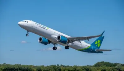 Venir en avion