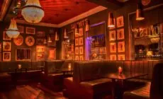 Le Doyles Corner Pub