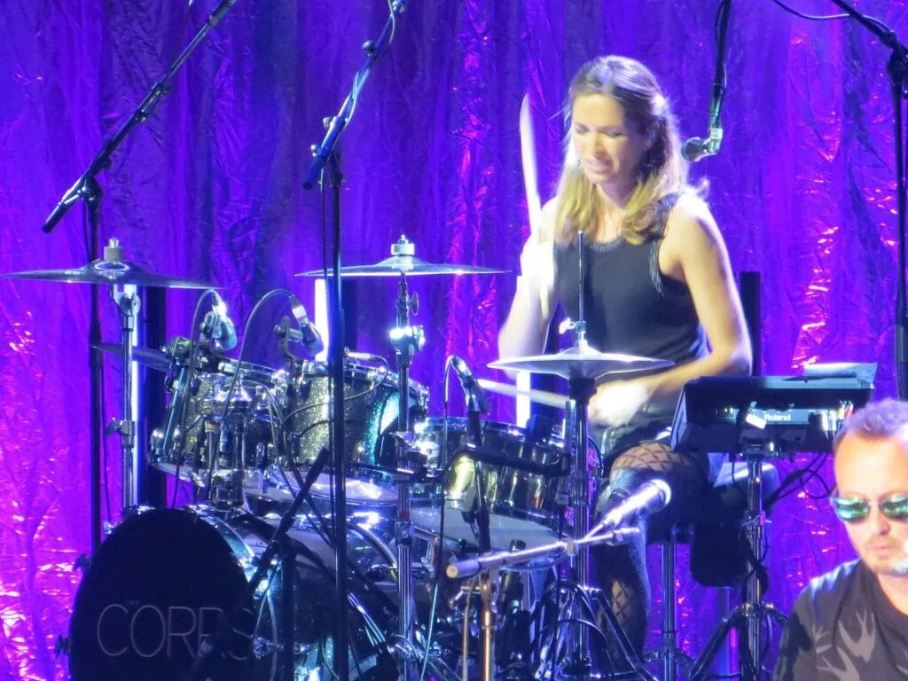 caroline corr