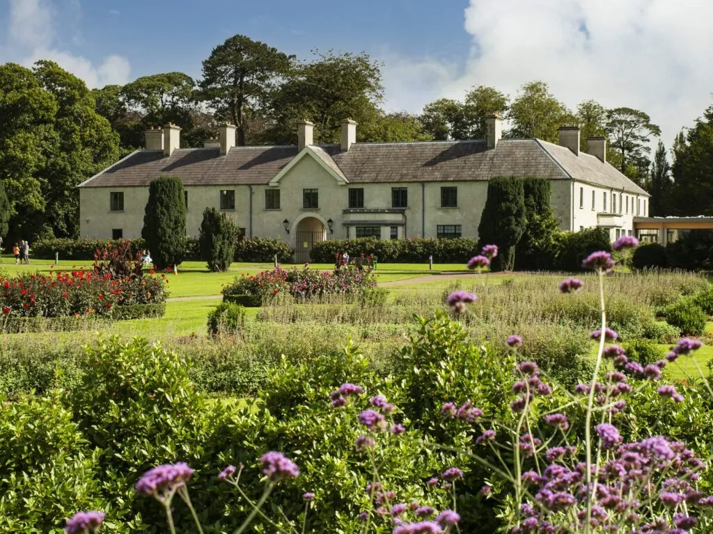 La Killarney House - ©Tourism Ireland by Patrick Lennon