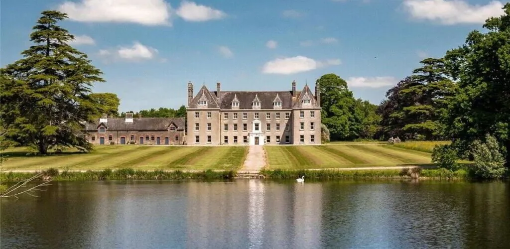 Irlande – Un manoir du XVIIème siècle et son domaine, en vente pour 15,1 millions de dollars !