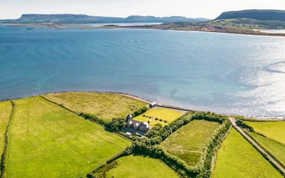 Vue sur la Old Coastguard Station in Dromard - MyHome.ie