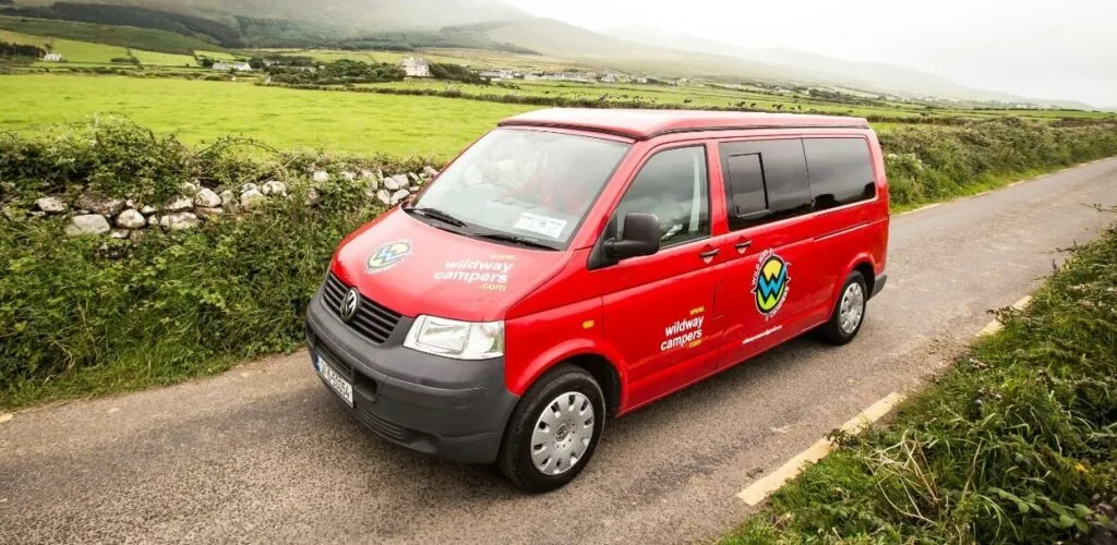 Un van de Wild Way Campers 