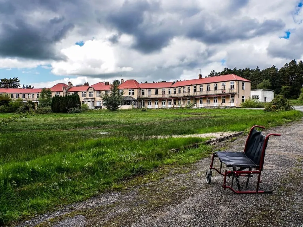 Abandoned Heatherside Hospital
