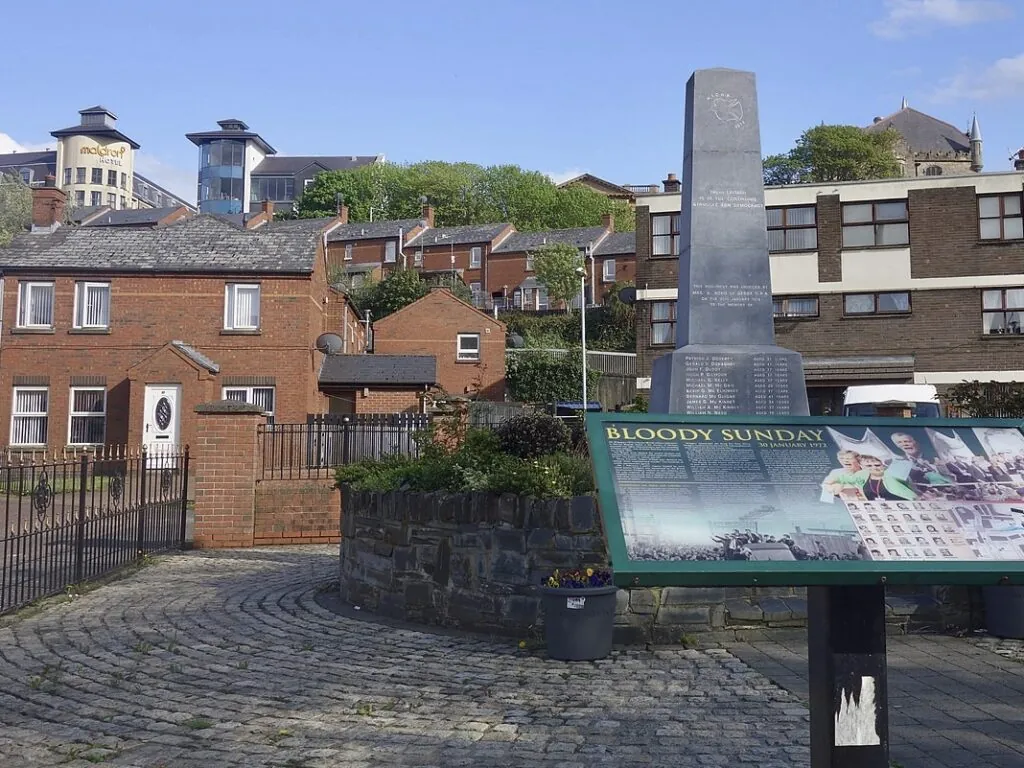 Le Bloody Sunday Memorial - Sonse - cc