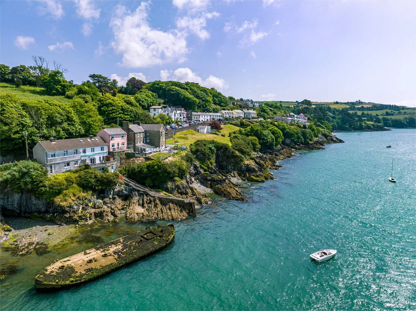 Glandore - ©Tourism Ireland by Joshua Hannah
