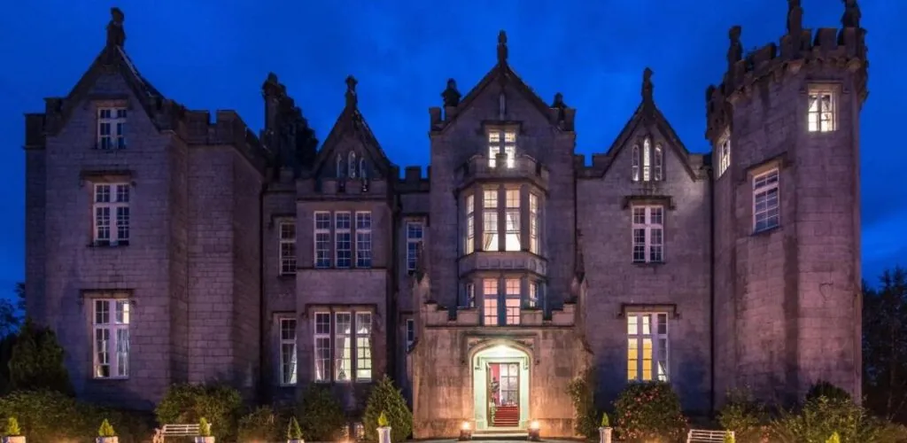 Top 7 des hôtels hantés en Irlande où vous pouvez passer la nuit 5 Kinnitty castle