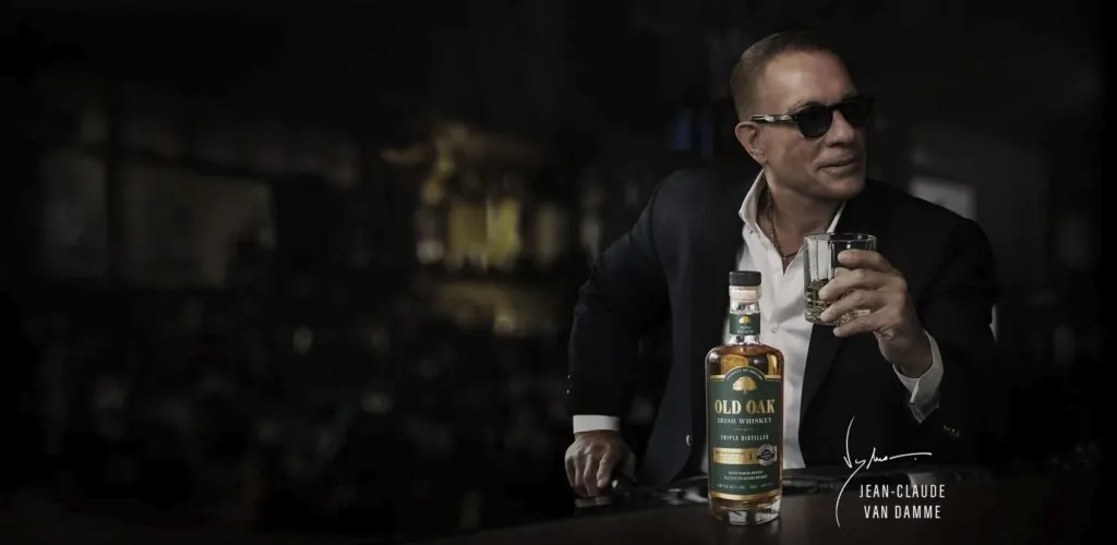 Jean-Claude Van Damme investit dans le whisky irlandais Old Oak