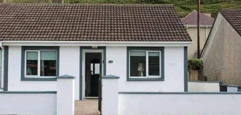 2 BEDROOM The White House