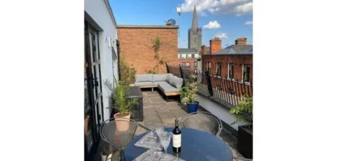 2 Bed City Centre Penthouse with Cathedral Views