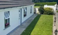 3 bedroom farmhouse in the Lahinch area.