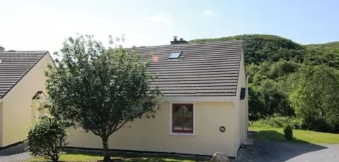 93 Clifden Glen Holiday Home