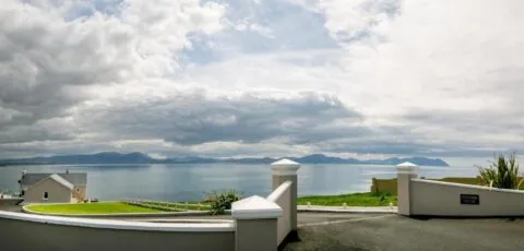 Ballyheigue Cliff Side and Sea View Apartment